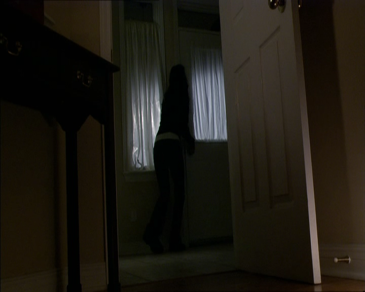 VampireDiariesWorld_dot_org-MyDaughtersSecret4862.png