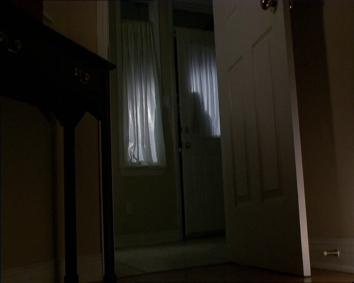 VampireDiariesWorld_dot_org-MyDaughtersSecret4865.png