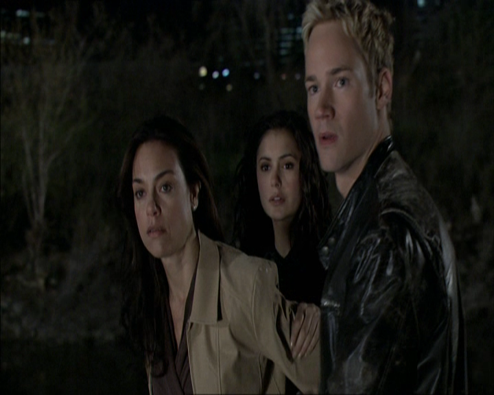 VampireDiariesWorld_dot_org-MyDaughtersSecret5203.png
