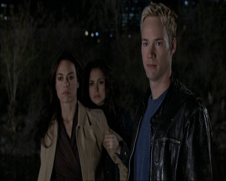 VampireDiariesWorld_dot_org-MyDaughtersSecret5227.png