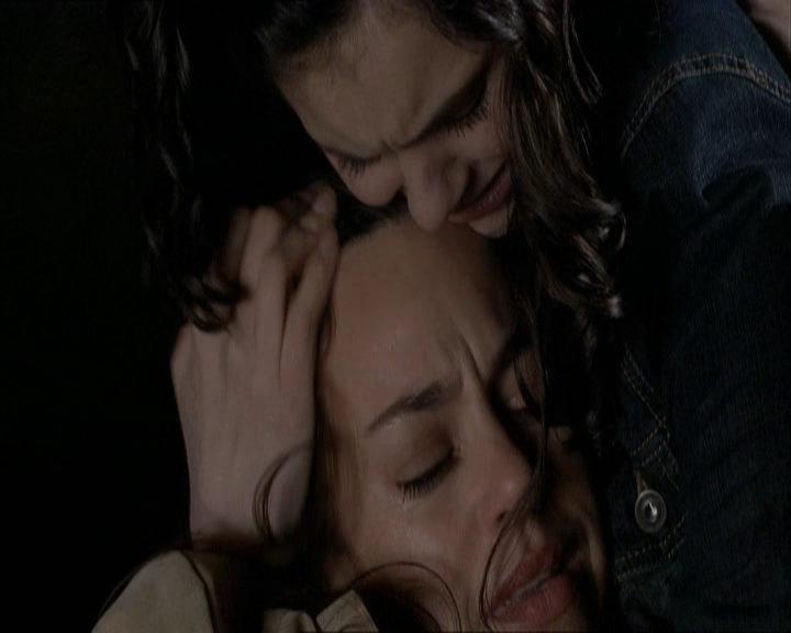 VampireDiariesWorld_dot_org-MyDaughtersSecret5437.png