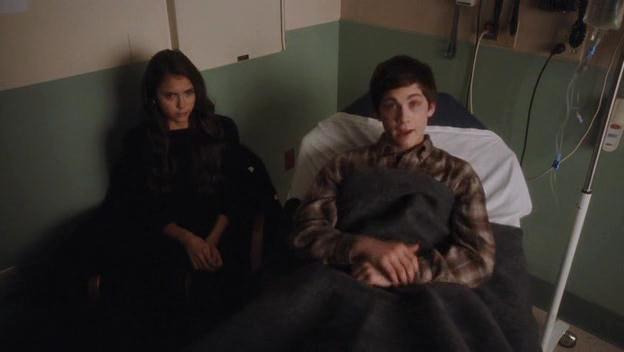 VampireDiariesWorld-dot-org_ThePerksOfBeingAWallflower3188.jpg