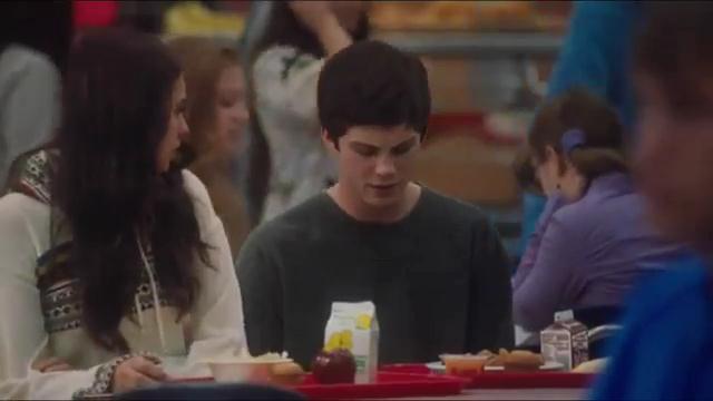 VampireDiariesWorld-dot-org_ThePerksOfBeingAWallflower-DeletedScenes-0165.jpg