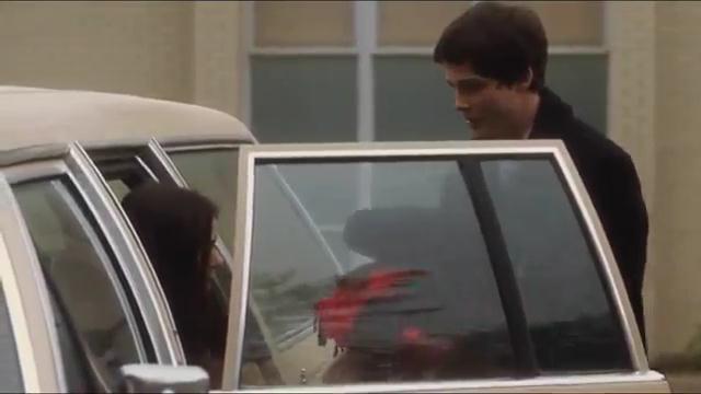 VampireDiariesWorld-dot-org_ThePerksOfBeingAWallflower-DeletedScenes-0280.jpg