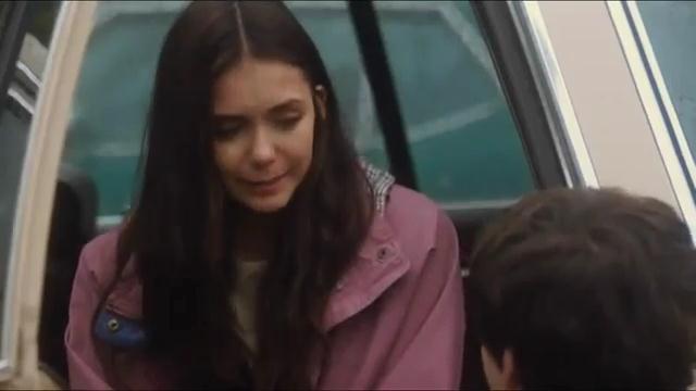 VampireDiariesWorld-dot-org_ThePerksOfBeingAWallflower-DeletedScenes-0303.jpg