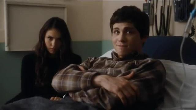 VampireDiariesWorld-dot-org_ThePerksOfBeingAWallflower-DeletedScenes-0430.jpg