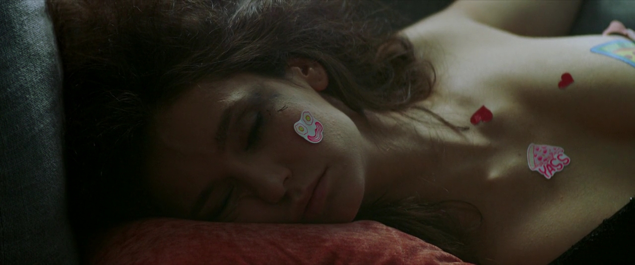 VampireDiariesWorld-dot-nl-SickGirl0146.jpg
