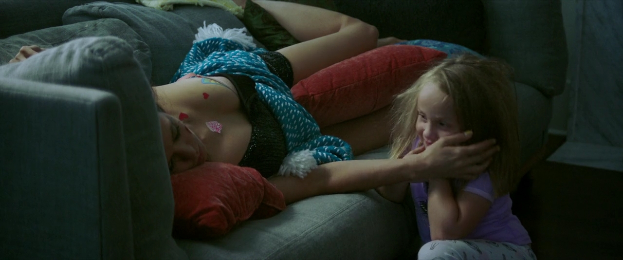 VampireDiariesWorld-dot-nl-SickGirl0150.jpg