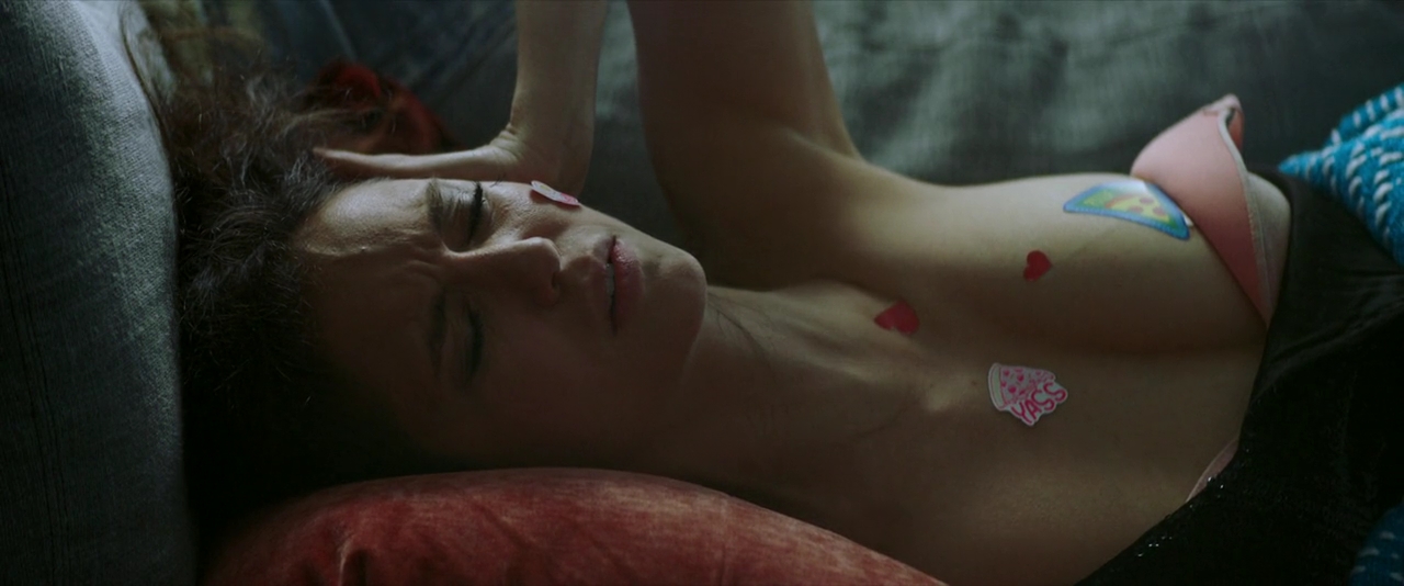 VampireDiariesWorld-dot-nl-SickGirl0159.jpg