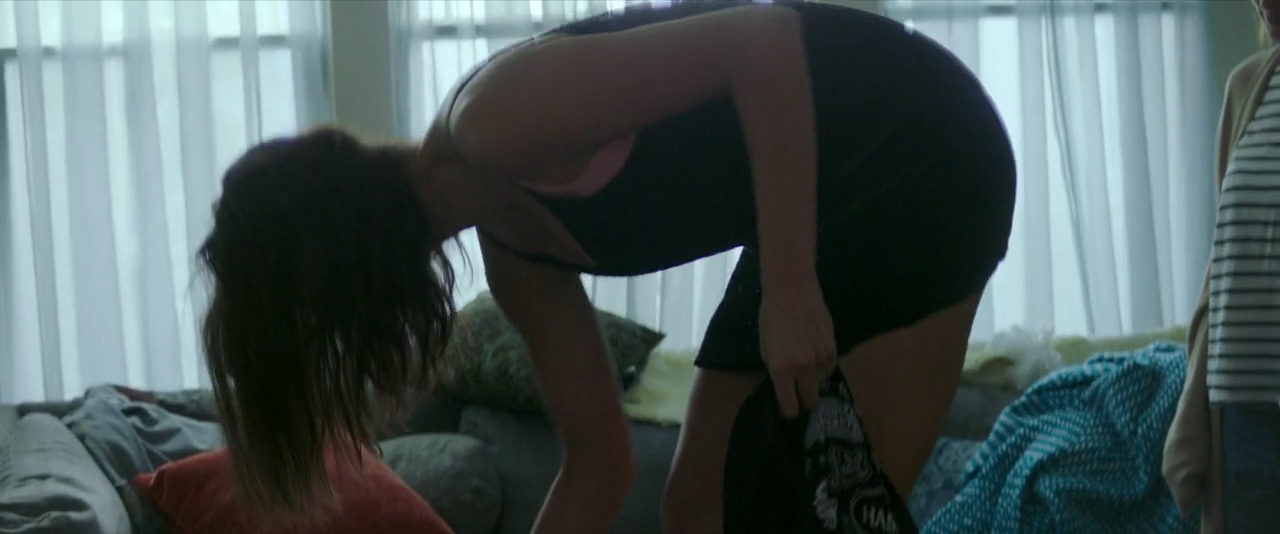 VampireDiariesWorld-dot-nl-SickGirl0252.jpg