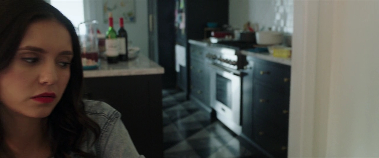 VampireDiariesWorld-dot-nl-SickGirl0812.jpg VampireDiariesWorld-dot-nl-SickGirl0812.jpg