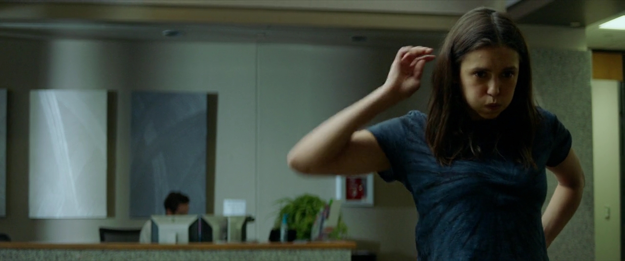 VampireDiariesWorld-dot-nl-SickGirl2180.jpg