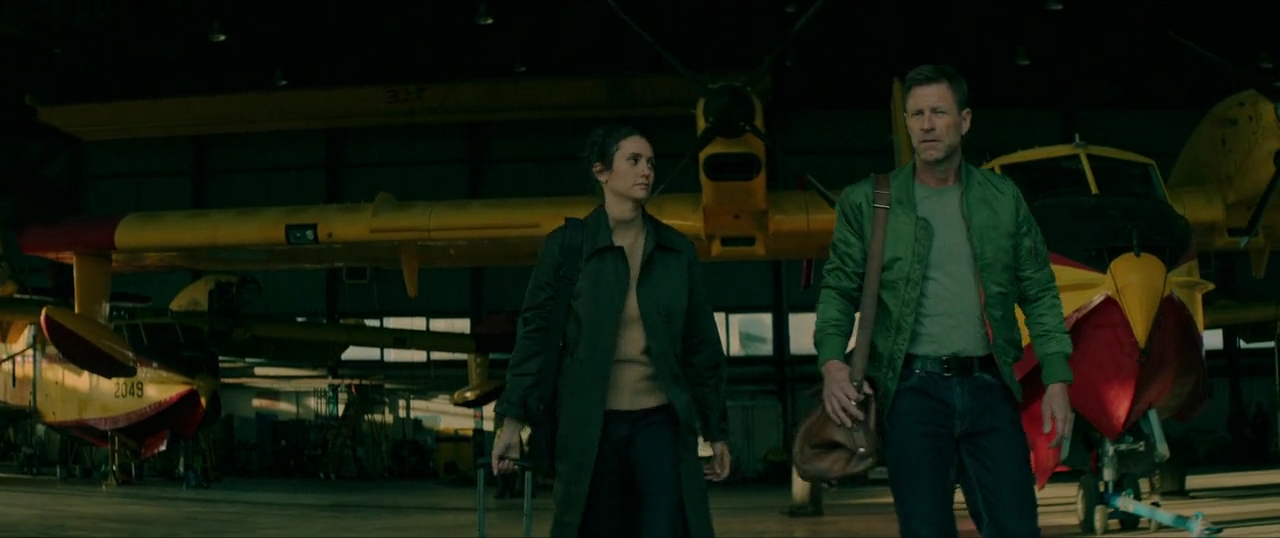 VampireDiariesWorld-dot-nl-TheBricklayer0900.jpg VampireDiariesWorld-dot-nl-TheBricklayer0900.jpg