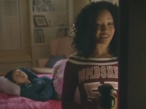 VampireDiariesWorld-dot-org-TooYoungToBeMarried4483.jpg
