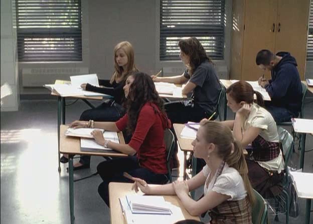 VampireDiariesWorld-dot-org-DegrassiTheNextGeneration-7x18AnotherBrickintheWall0197.jpg