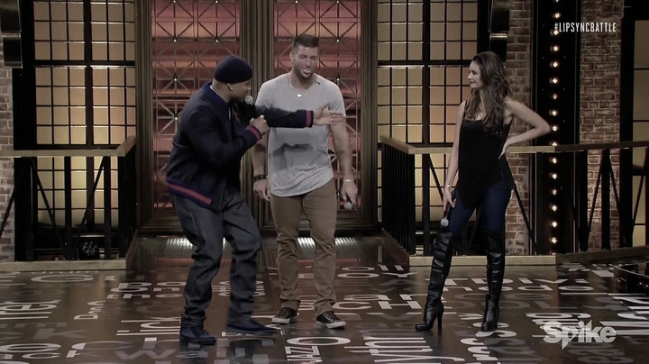 vampirediariesworld_dot_nl-LypsyncBattle0504.jpg