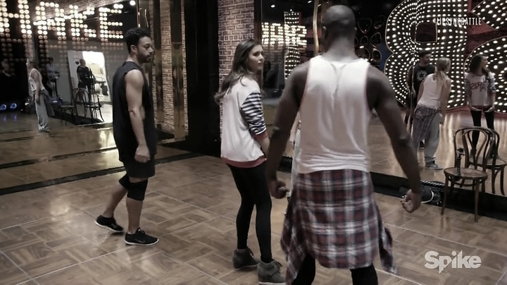 vampirediariesworld_dot_nl-LypsyncBattle0620.jpg