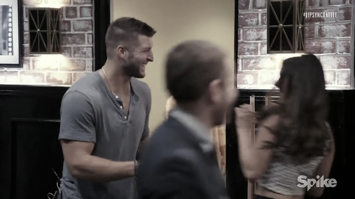 vampirediariesworld_dot_nl-LypsyncBattle0640.jpg