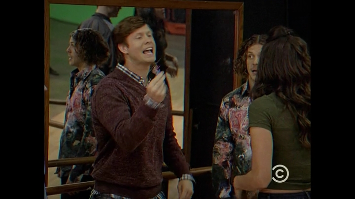 VampireDiariesWorld-dot-NL_Workaholics7x08-0553.jpg