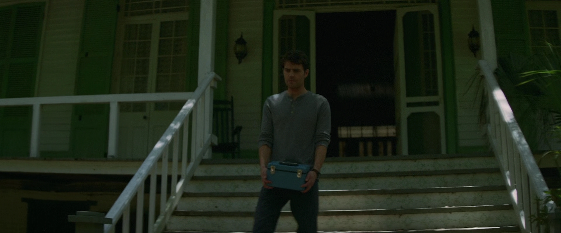 VampireDiariesWorld-HistoryOfEvil4713.jpg