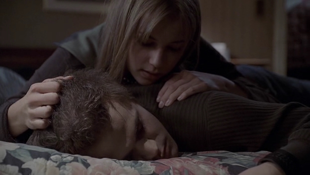 VampireDiariesWorld-dot-org_Everwood2x16-2025.jpg