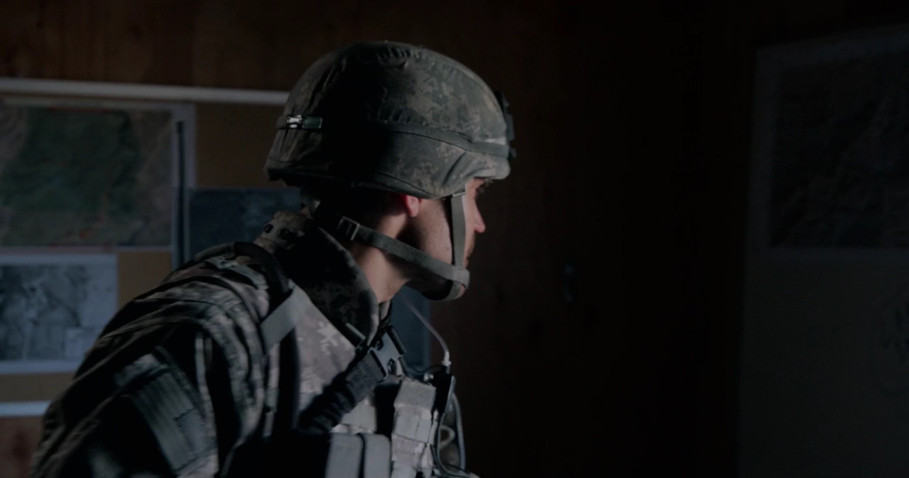 VampireDiariesWorld-dot-nl_MedalOfHonor1x02-1274.jpg