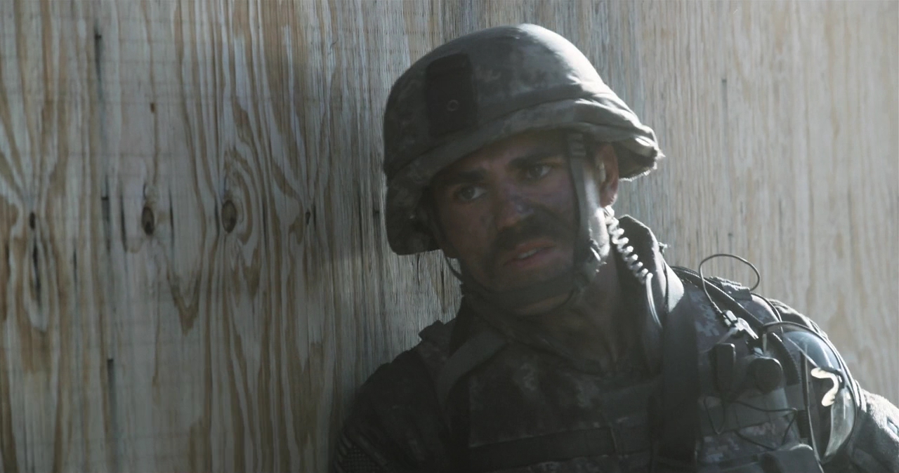 VampireDiariesWorld-dot-nl_MedalOfHonor1x02-1393.jpg
