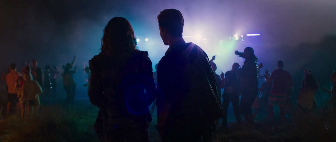 VampireDiariesWorld-dot-nl_TakeDown0151.jpg