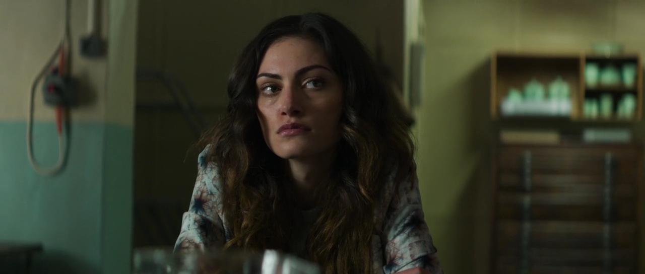 VampireDiariesWorld-dot-nl_TakeDown0930.jpg