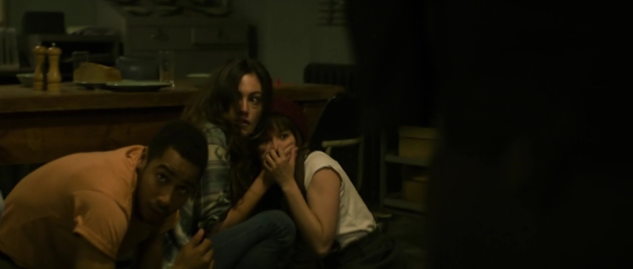 VampireDiariesWorld-dot-nl_TakeDown2924.jpg