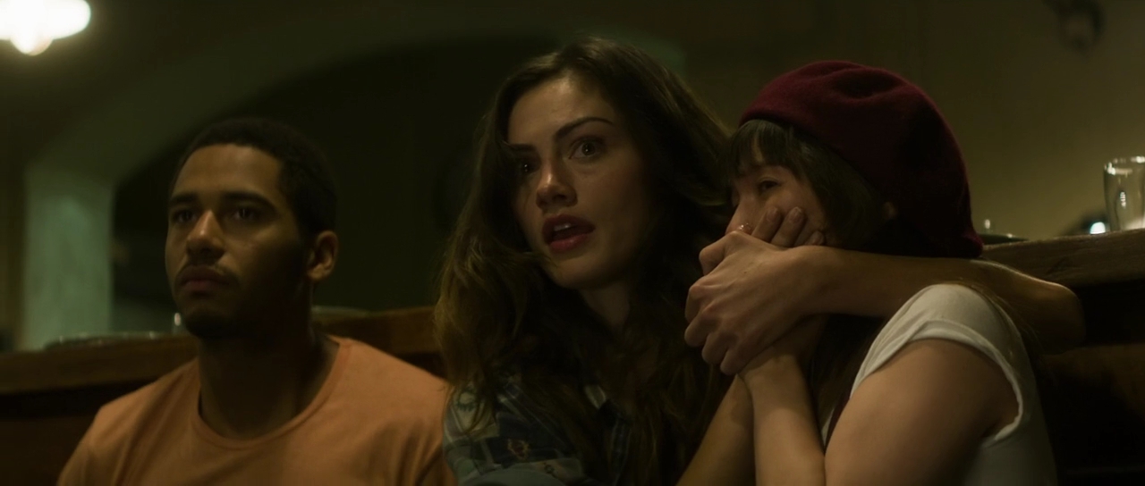 VampireDiariesWorld-dot-nl_TakeDown2962.jpg