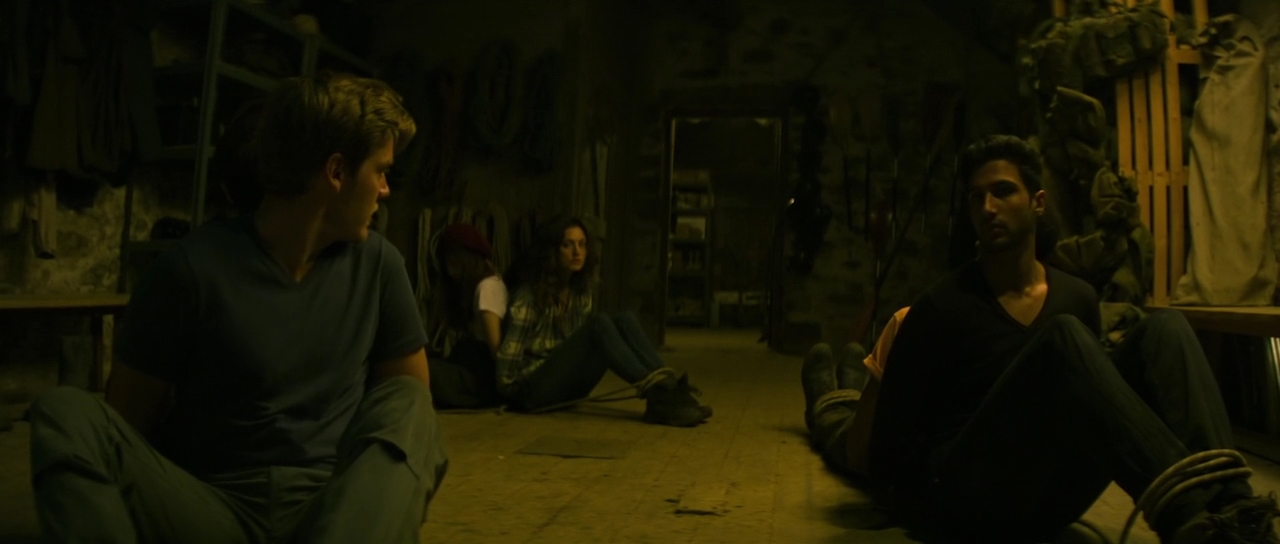 VampireDiariesWorld-dot-nl_TakeDown4194.jpg