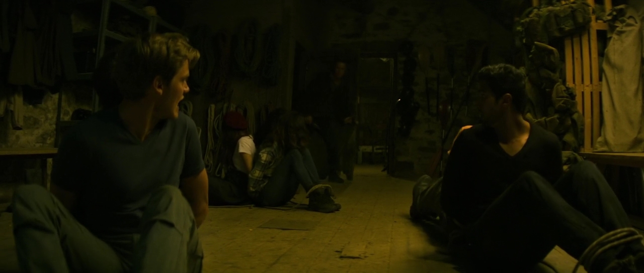 VampireDiariesWorld-dot-nl_TakeDown4197.jpg