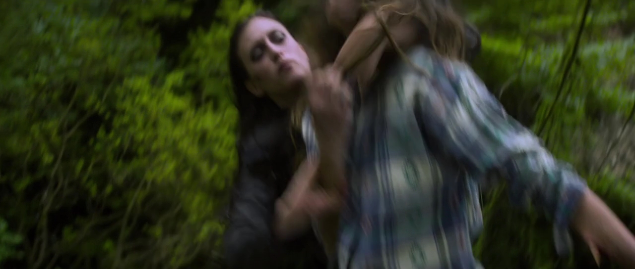 VampireDiariesWorld-dot-nl_TakeDown4880.jpg