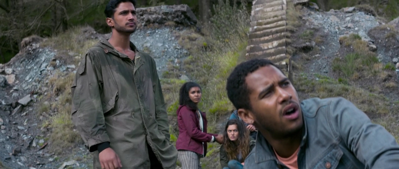 VampireDiariesWorld-dot-nl_TakeDown5319.jpg