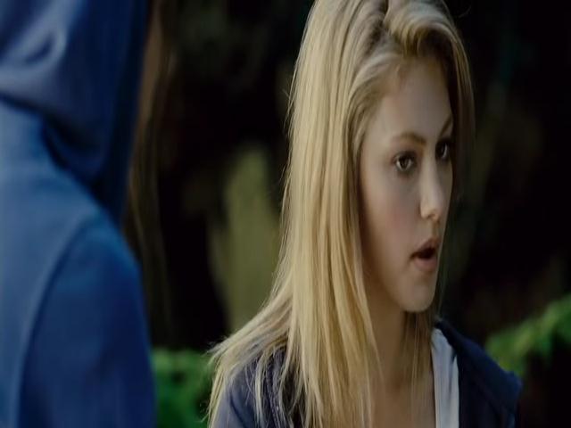 VampireDiariesWorld-dot-org_TomorrowWhenTheWarBegan-0888.jpg