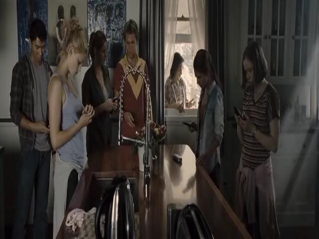 VampireDiariesWorld-dot-org_TomorrowWhenTheWarBegan-1452.jpg