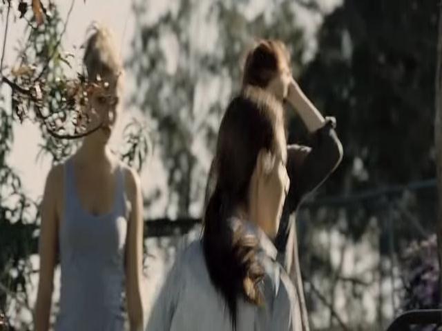 VampireDiariesWorld-dot-org_TomorrowWhenTheWarBegan-1519.jpg