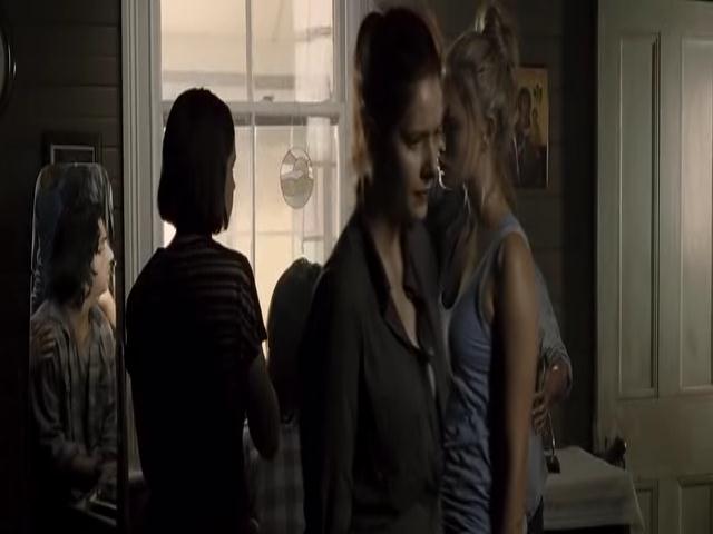 VampireDiariesWorld-dot-org_TomorrowWhenTheWarBegan-1551.jpg