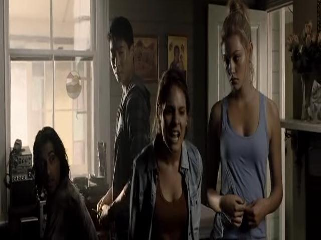 VampireDiariesWorld-dot-org_TomorrowWhenTheWarBegan-1564.jpg