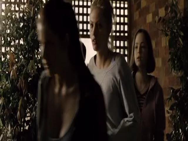 VampireDiariesWorld-dot-org_TomorrowWhenTheWarBegan-1598.jpg