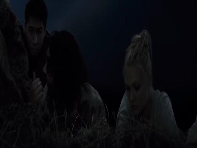 VampireDiariesWorld-dot-org_TomorrowWhenTheWarBegan-1734.jpg