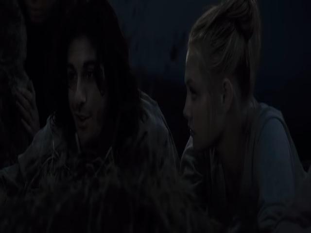 VampireDiariesWorld-dot-org_TomorrowWhenTheWarBegan-1747.jpg