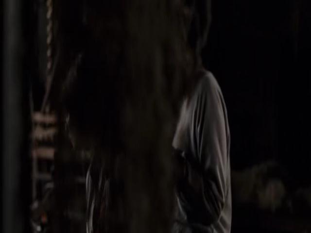 VampireDiariesWorld-dot-org_TomorrowWhenTheWarBegan-2227.jpg