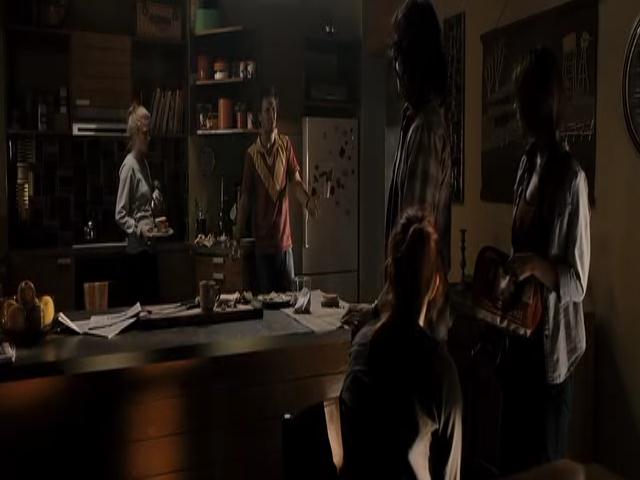 VampireDiariesWorld-dot-org_TomorrowWhenTheWarBegan-2266.jpg