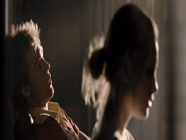 VampireDiariesWorld-dot-org_TomorrowWhenTheWarBegan-2505.jpg