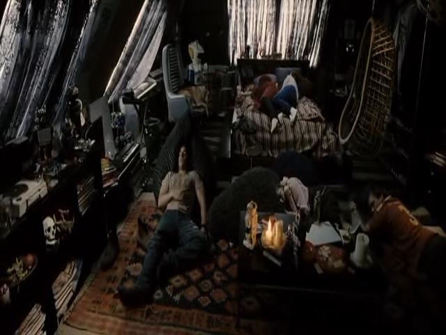 VampireDiariesWorld-dot-org_TomorrowWhenTheWarBegan-3900.jpg