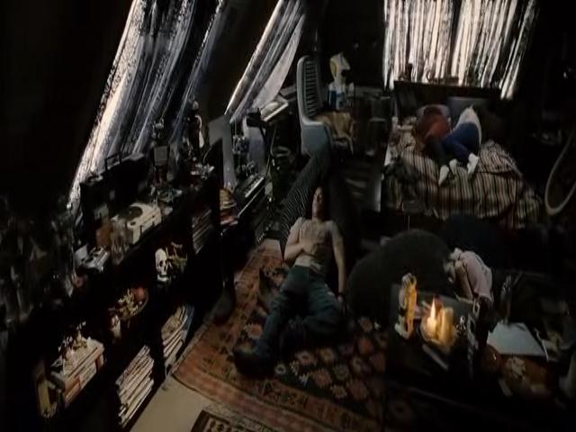 VampireDiariesWorld-dot-org_TomorrowWhenTheWarBegan-3903.jpg