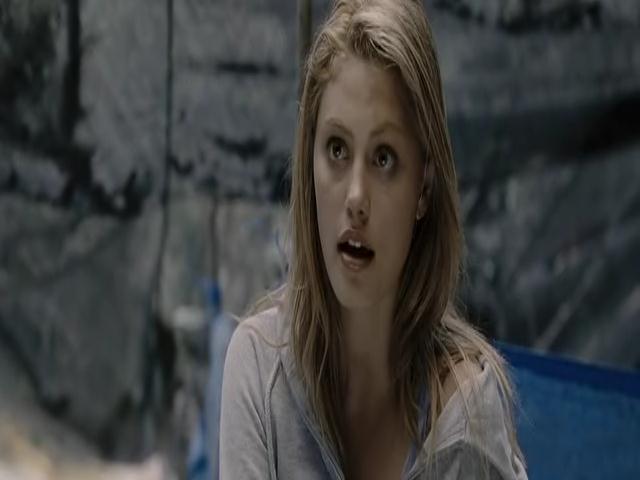 VampireDiariesWorld-dot-org_TomorrowWhenTheWarBegan-4589.jpg