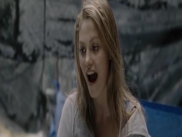 VampireDiariesWorld-dot-org_TomorrowWhenTheWarBegan-4605.jpg